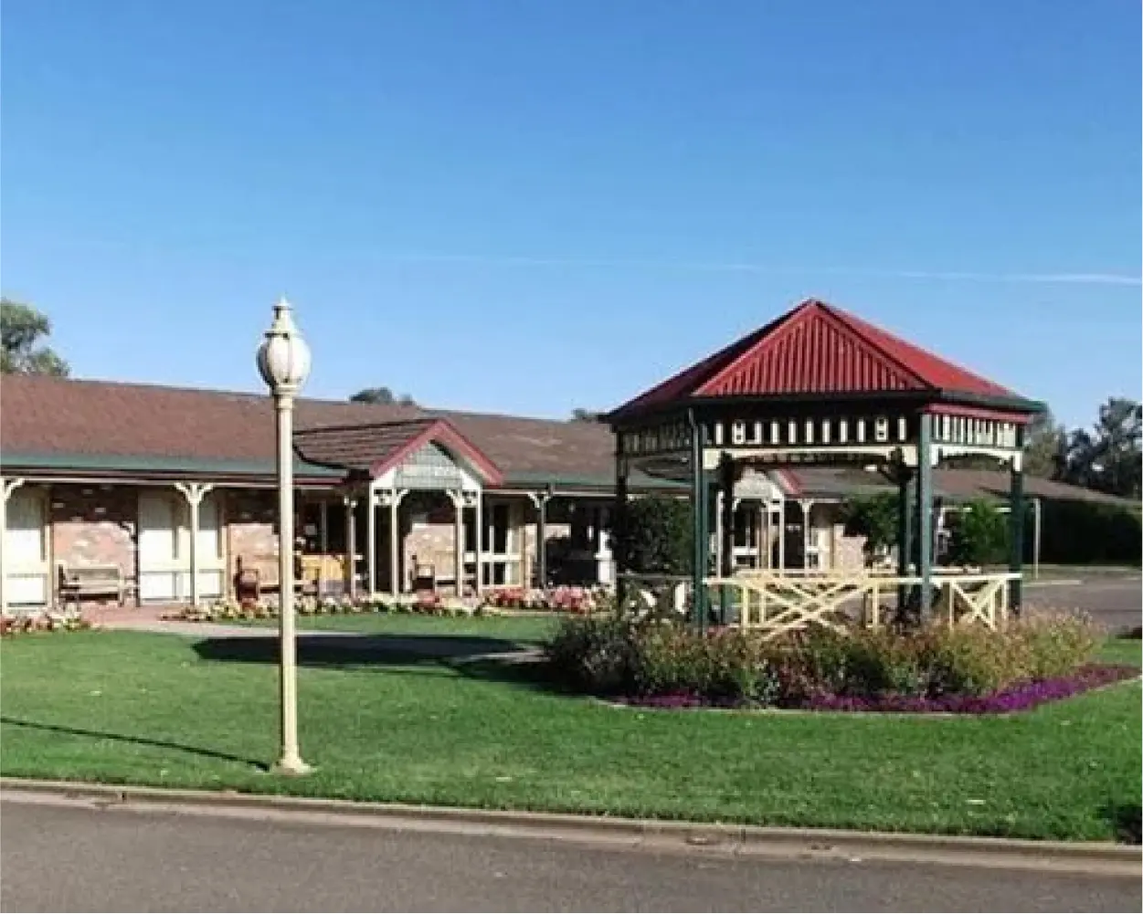 The Quality Inn Carriage House testimonial image